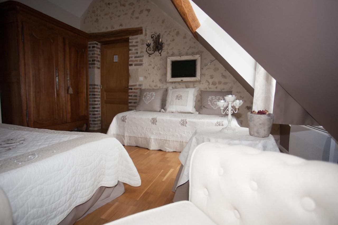 Bed and Breakfast Les Jarrieres Dame-Marie-les-Bois Esterno foto