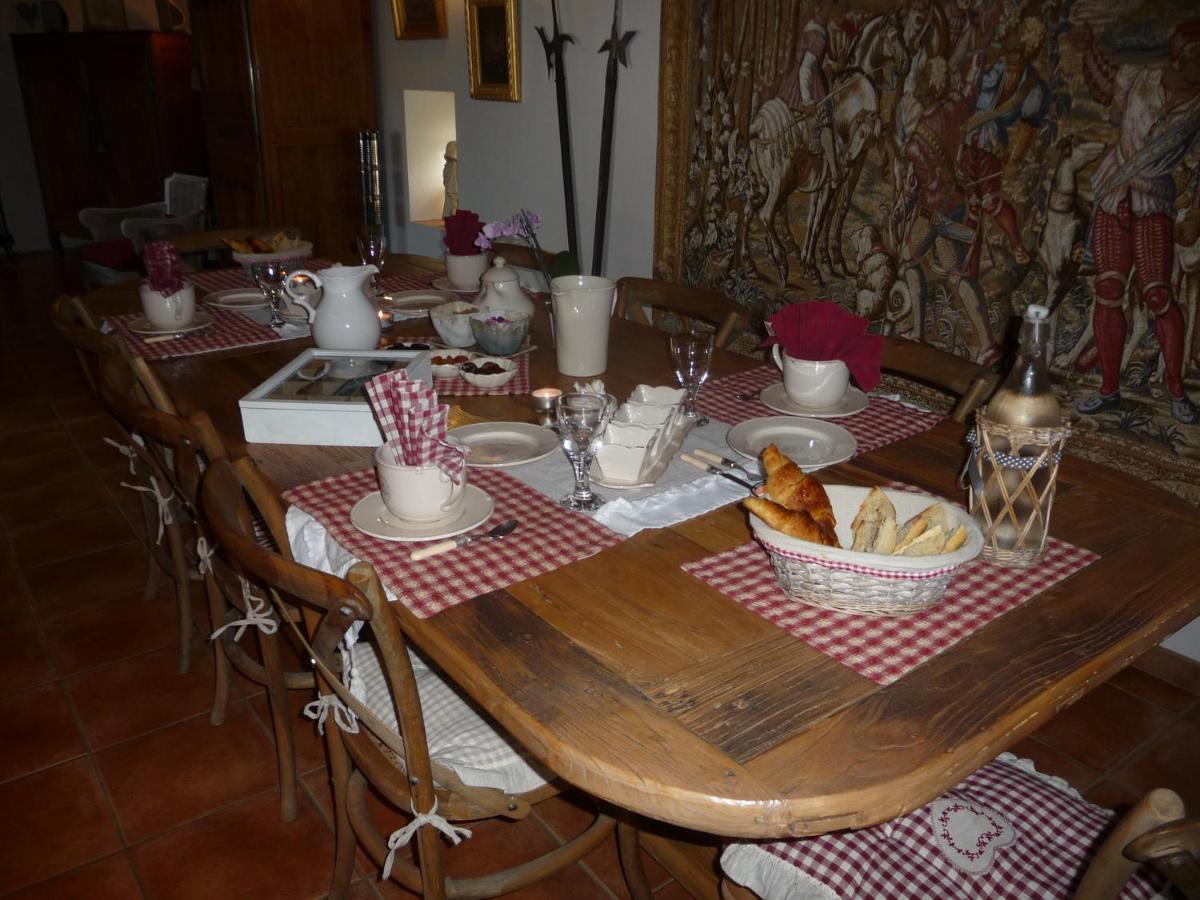 Bed and Breakfast Les Jarrieres Dame-Marie-les-Bois Esterno foto