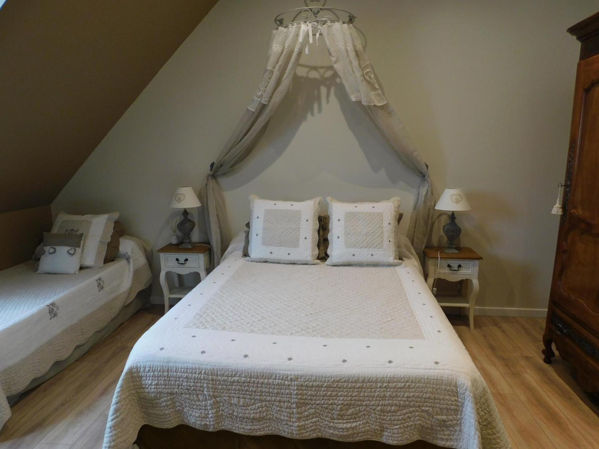 Bed and Breakfast Les Jarrieres Dame-Marie-les-Bois Esterno foto